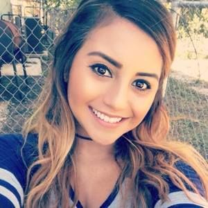 Meet your Posher, Selina